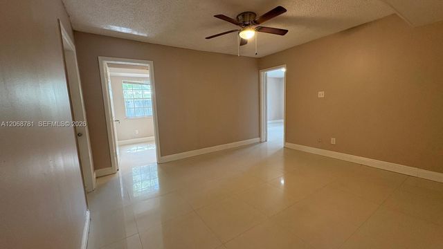 251 N 68th Terrace 251, Hollywood, FL 33024