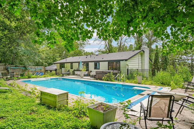17046 Chiltern Hills Road, Minnetonka, MN 55345