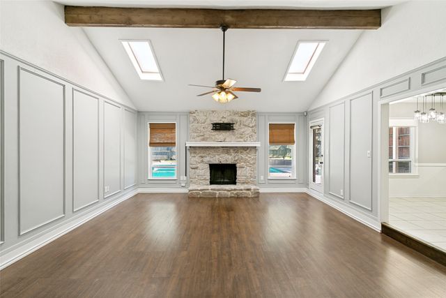 3012 Pin Oak Lane, Bedford, TX 76021