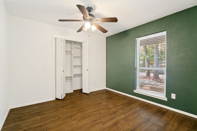 3012 Pin Oak Lane, Bedford, TX 76021