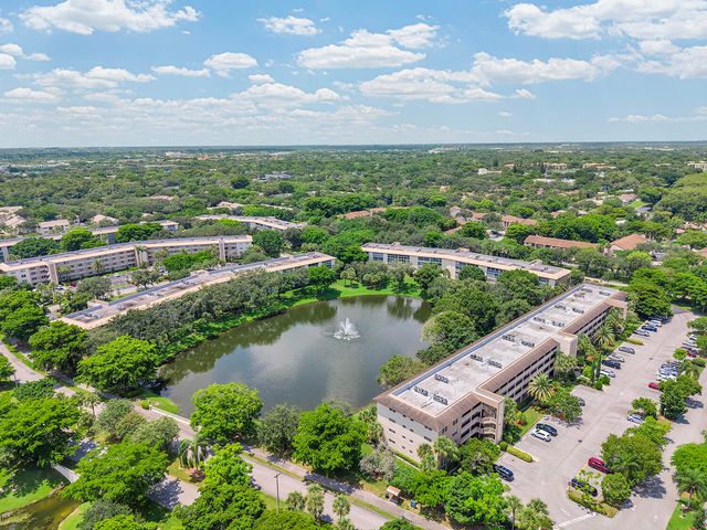 2202 LUCAYA Bend C3, Coconut Creek, FL 33066