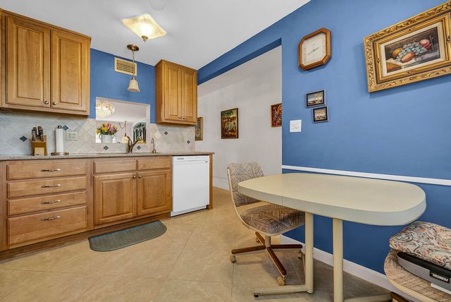 2202 LUCAYA Bend C3, Coconut Creek, FL 33066