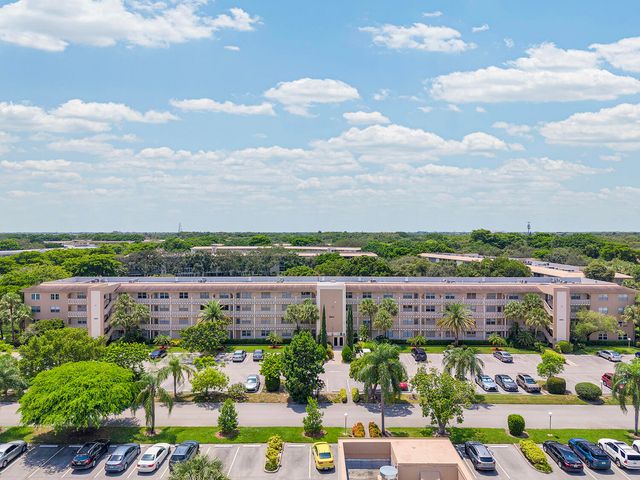 2202 LUCAYA Bend C3, Coconut Creek, FL 33066