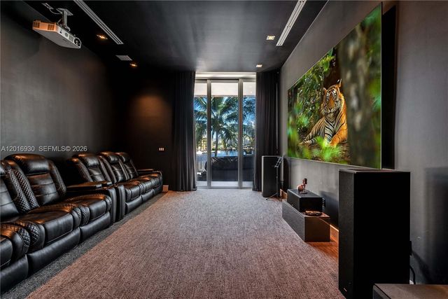 400 Tamarind Drive, Hallandale Beach, FL 33009