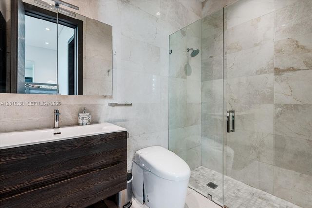400 Tamarind Drive, Hallandale Beach, FL 33009