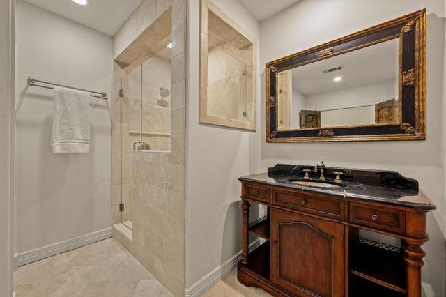 1005 Challenger, Lakeway, TX 78734