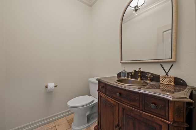 1005 Challenger, Lakeway, TX 78734