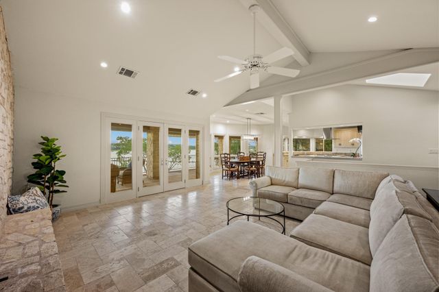 1005 Challenger, Lakeway, TX 78734