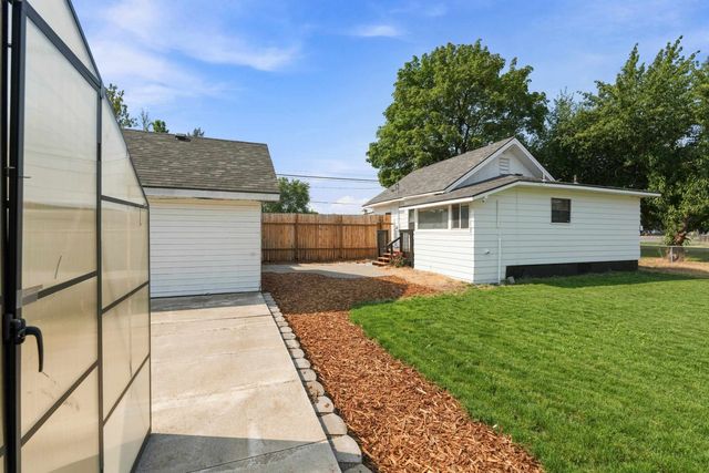 10319 E Broadway Ave, Spokane Valley, WA 99206