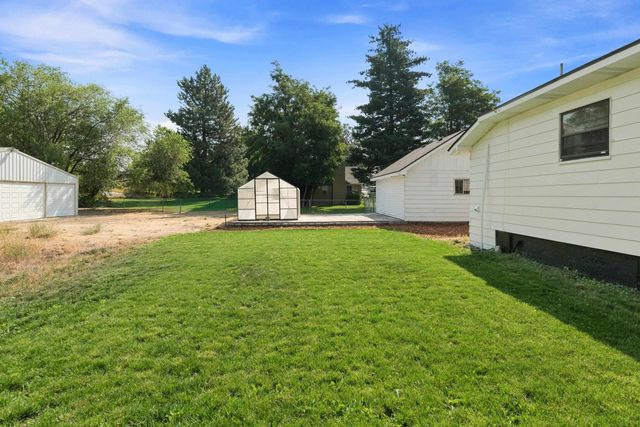 10319 E Broadway Ave, Spokane Valley, WA 99206