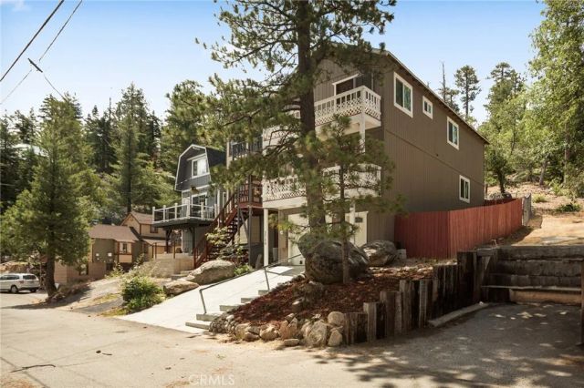 33159 Ridge Road, Arrowbear, CA 92382