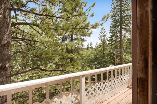 33159 Ridge Road, Arrowbear, CA 92382