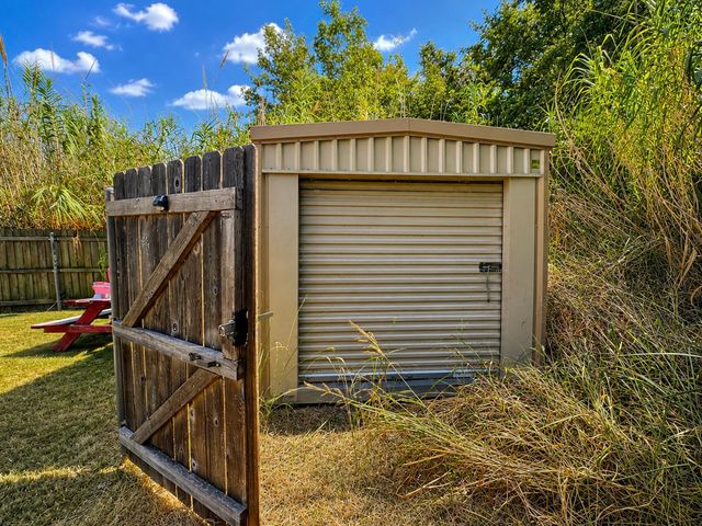 12802 Kyla Jean Court, Dallas, TX 75253