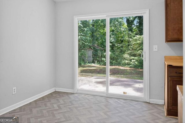 2414 Leslie Brook Drive, Decatur, GA 30035
