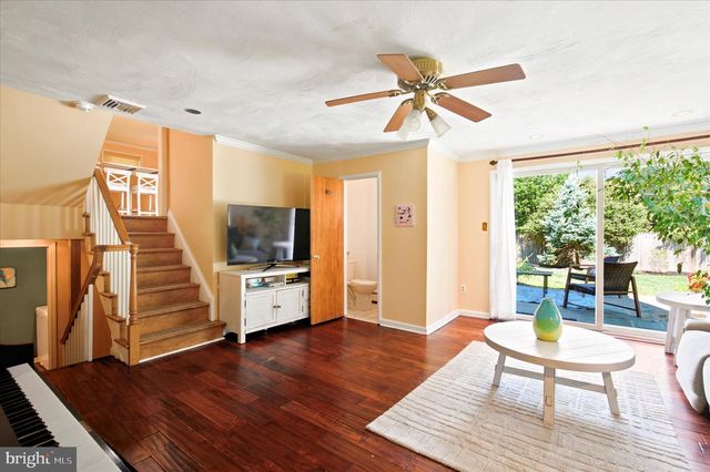 923 SUNSET DR, Blue Bell, PA 19422