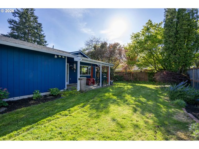 17125 Se Stephens St, Portland, OR 97233