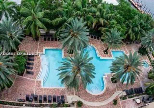 17125 N Bay Road 3113, Sunny Isles Beach, FL 33160