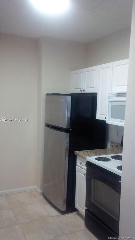 17125 N Bay Road 3113, Sunny Isles Beach, FL 33160