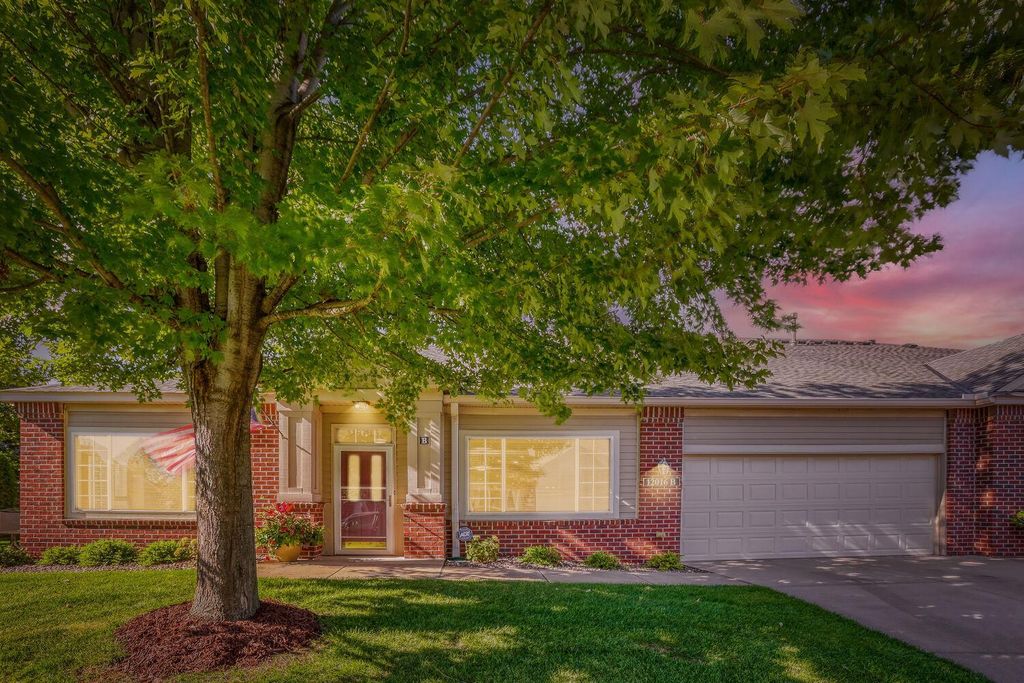 12016 Vermillion Street NE B, Blaine, MN 55449 — photo 2