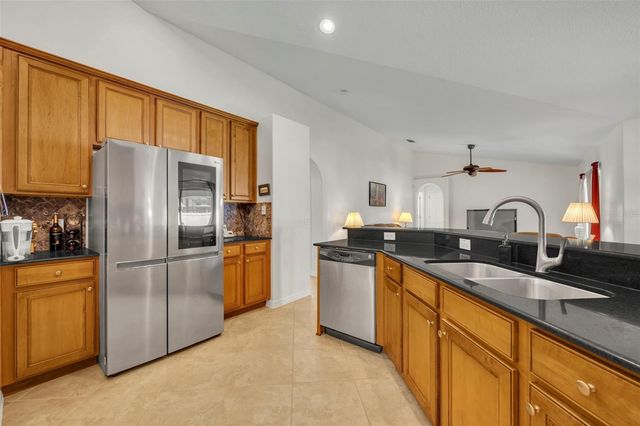 887 SENECA TRAIL, St Cloud, FL 34772