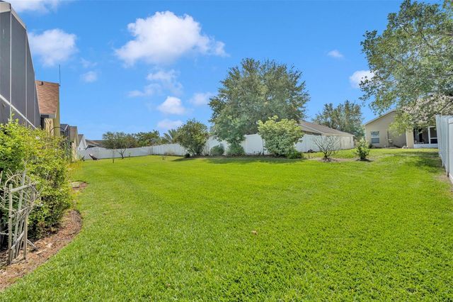 887 SENECA TRAIL, St Cloud, FL 34772