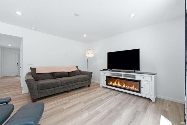 4409 Bradley Drive, Fort Wayne, IN 46818