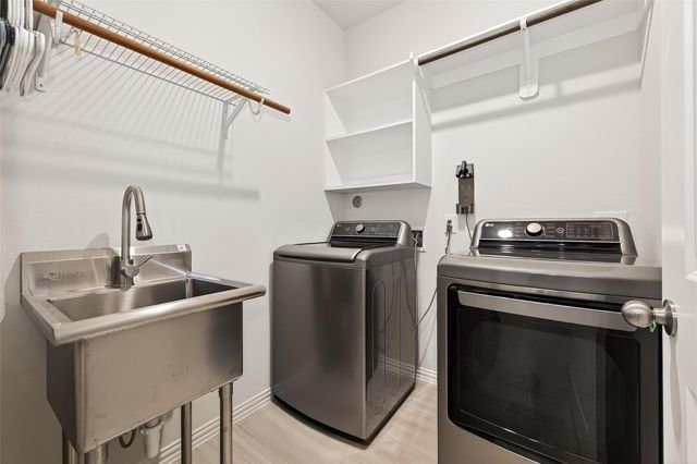 233 Bonita Beach Dr Drive, Katy, TX 77493