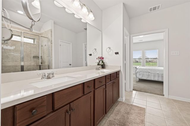 233 Bonita Beach Dr Drive, Katy, TX 77493