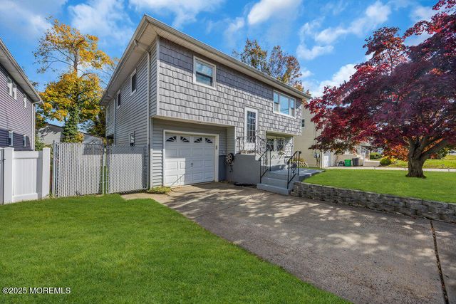 300 Beachwood Way, Cliffwood Beach, NJ 07735