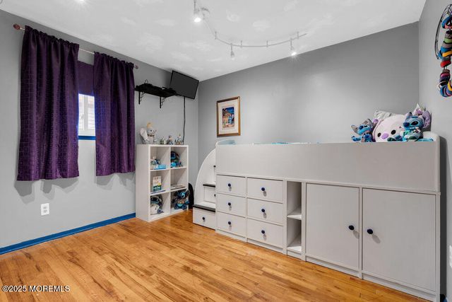 300 Beachwood Way, Cliffwood Beach, NJ 07735