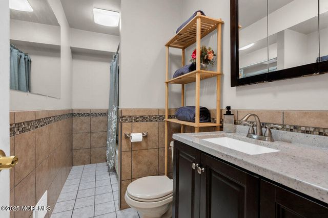 300 Beachwood Way, Cliffwood Beach, NJ 07735