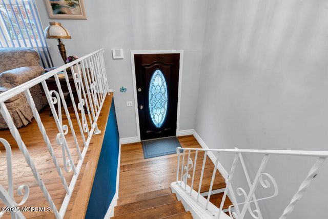 300 Beachwood Way, Cliffwood Beach, NJ 07735