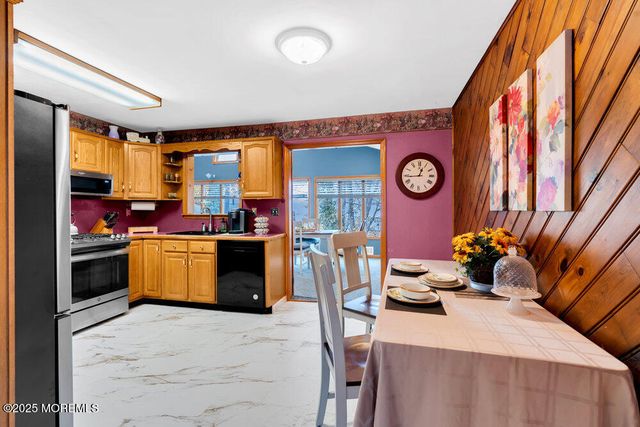 300 Beachwood Way, Cliffwood Beach, NJ 07735