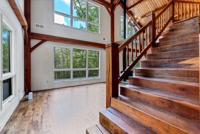 2210 Turkey Roost Road, Walland, TN 37886