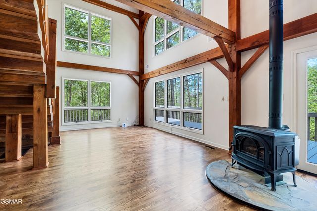 2210 Turkey Roost Road, Walland, TN 37886