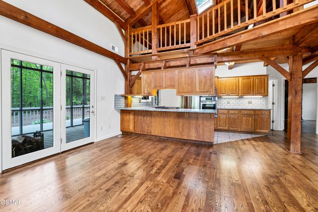 2210 Turkey Roost Road, Walland, TN 37886
