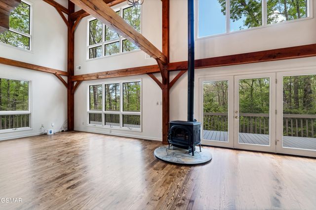 2210 Turkey Roost Road, Walland, TN 37886