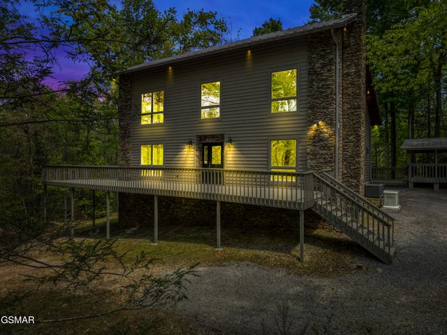 2210 Turkey Roost Road, Walland, TN 37886