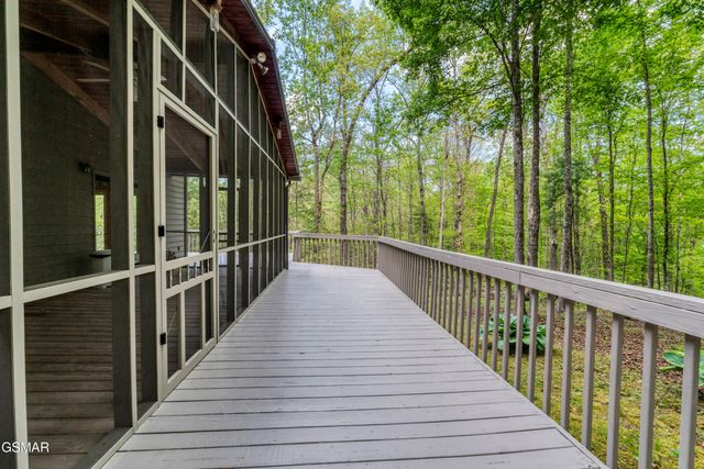 2210 Turkey Roost Road, Walland, TN 37886