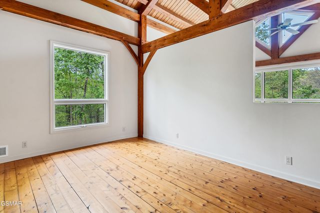 2210 Turkey Roost Road, Walland, TN 37886
