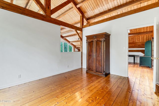 2210 Turkey Roost Road, Walland, TN 37886