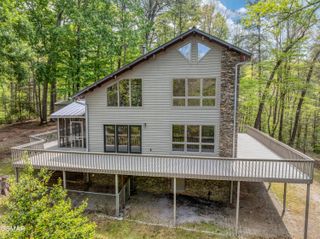 2210 Turkey Roost Road, Walland, TN 37886