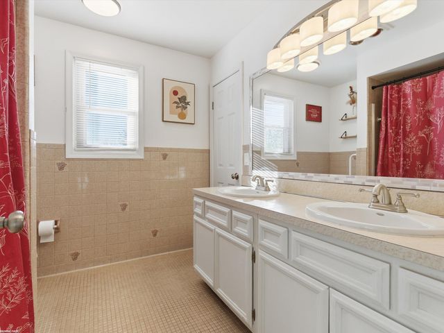 31869 Grove Street, Fraser, MI 48026