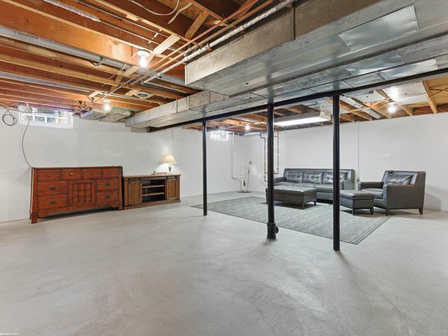 31869 Grove Street, Fraser, MI 48026