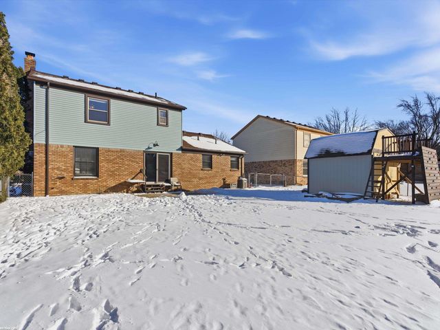 31869 Grove Street, Fraser, MI 48026