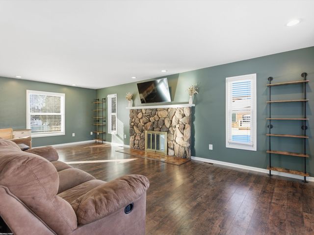 31869 Grove Street, Fraser, MI 48026