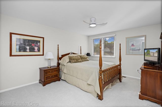7105 Winding Brook Court, West Bloomfield Charter Township, MI 48322