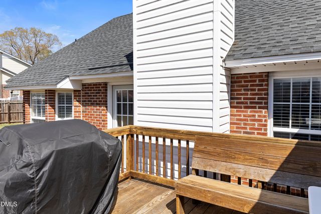 117 Robin Place, Fayetteville, NC 28306