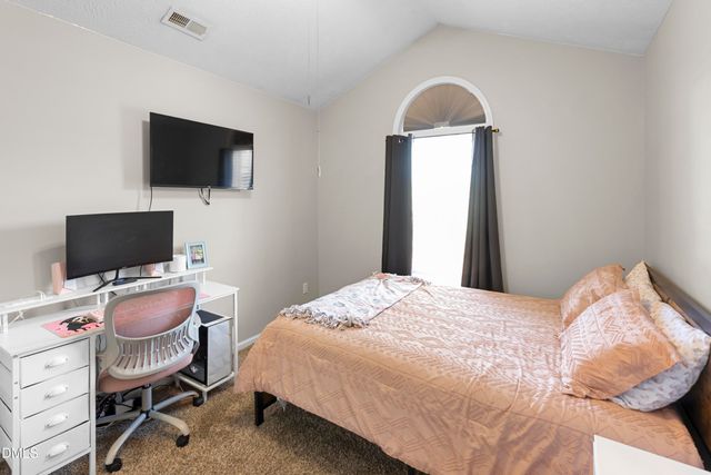 117 Robin Place, Fayetteville, NC 28306