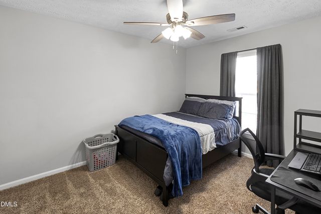 117 Robin Place, Fayetteville, NC 28306